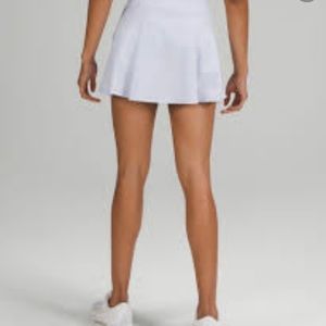 lululemon athletica White Pleated Mini Skirt 10 Tall